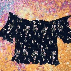 Vintage Havana Women’s Cropped Scrunch Crop Top